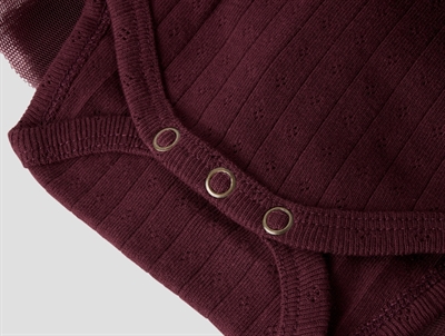 Lil\' Atelier bodykjole i lilla med trykknapper detaljer