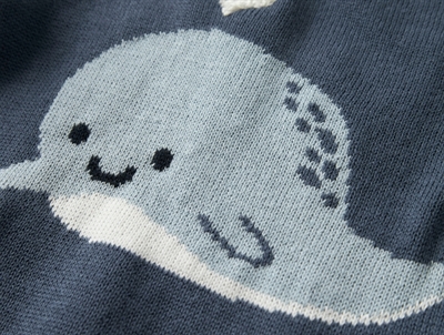 Name It striktrøje i blå nuance med jacquard hval detalje