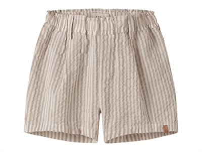 Lil' Atelier shorts i rahvid nuance med striber set forfra