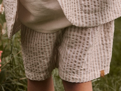 Lil\' Atelier shorts i rahvid nuance med stribet struktur pa barn