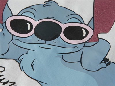 Name It t-shirt i hvid nuance med Stitch print detalje