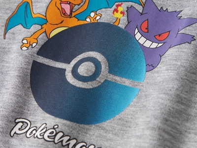 Name It t-shirt i grey melange med Pokémon print detalje