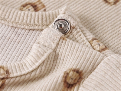 Name It body i råhvid nuance detalje med trykknapper og løveprint