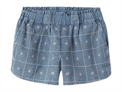 Name It shorts i faded denim med broderede blomster forfra
