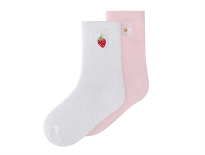 Name It strømper i hvid og lyserød med jordbær og blomst broderi 2 pak