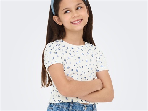 Kids Only Top Hvid Med Blå Blomster - Str.    7-8y 122/128cm billede