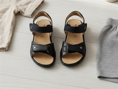 Primigi sandal nero med stjerner