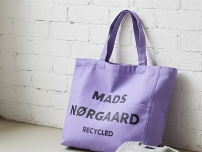 Mads Nørgaard mulepose weekend Altea paisley purple