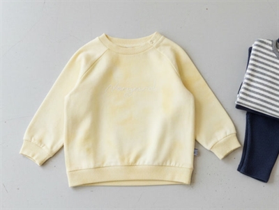 vMads Nørgaard pale banana sweatshirt Sirius