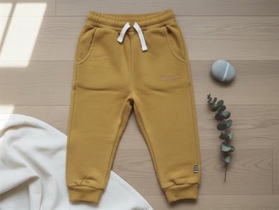 Mads Nørgaard tinsel sweatpants Pavo