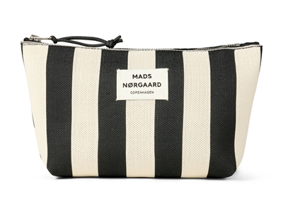 Mads Nørgaard make-up taske i sort med hvide striber og logo
