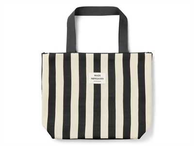 Mads Nørgaard Tote Bag i sort med hvide striber og logo