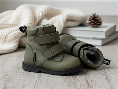 Angulus mørk olive vinterstøvle med TEX