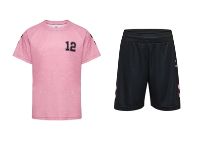Hummel sportssæt i rosa med shimmerprint set forfra