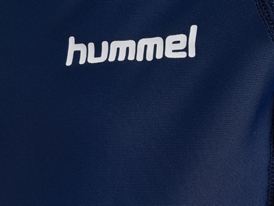 Hummel UV swim t-shirt i moerkeblaa med logo paa brystet