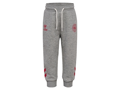 hummel bukser graa med DBU logo foran