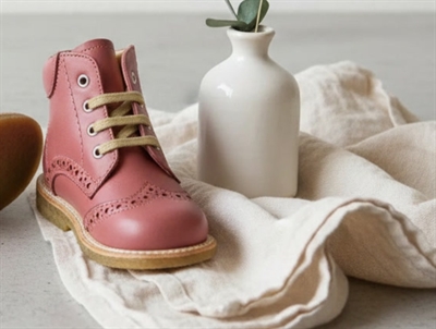 Angulus begyndersko d.rose med snørebånd