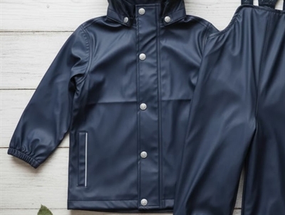 En Fant regntøj bukser og jakke blue night