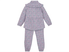 en fant termosæt i egret med blomsterprint og figursyet pasform, set bagfra