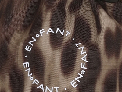 En Fant handsker i brun nuance med leopardprint og logo detalje