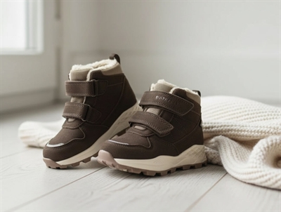 En Fant chocolate brown vintersneaker med TEX