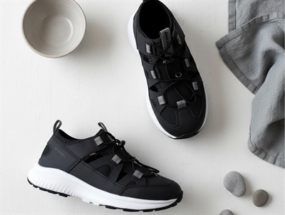 Viking black/grey sandal Aery