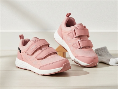 Viking Veme Reflex sneaker lyserød med refleks og GORE-TEX