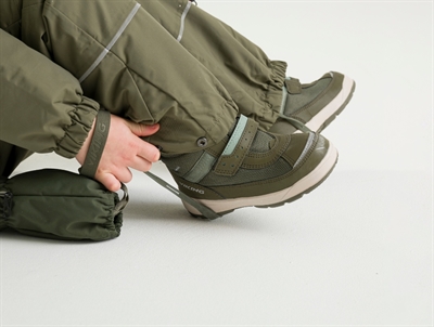 Viking Play Reflex Warm GTX vinterstøvle olive med refleks set på barn