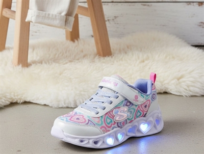 Skechers Heart Lights Boogie Love sneaker i hvid med lys i hjerteformet sål