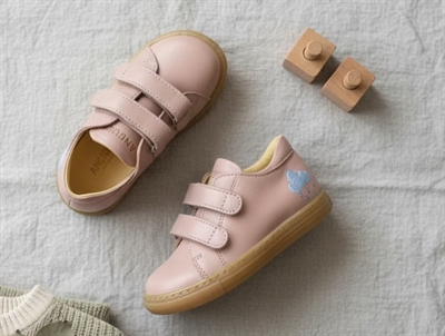 Angulus rose vejrbroderi sko