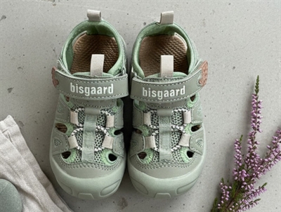 Bisgaard Parker sandal i grøn nuance med velcrolukning