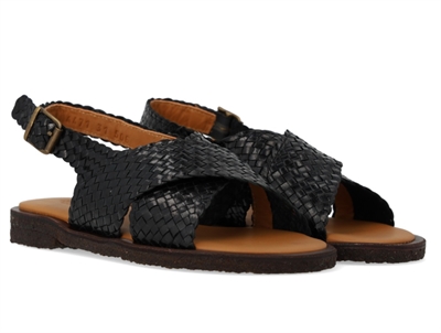 Angulus håndflettet krydssandal sort med spænde og åben tå