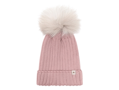 Huttelihut hue i rosa nuance med stor pompon set forfra