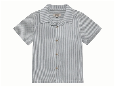 Huttelihut skjorte i blå og hvid med striber og korte ærmer