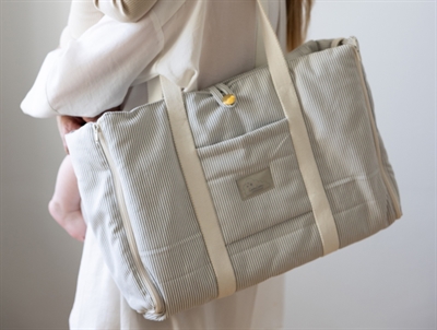 Cam Cam Copenhagen pusletaske Classic Stripes Blue i lyseblå nuance med fold-ud pusleunderlag