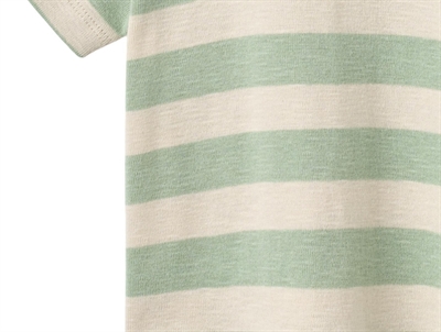 Detalje af Wheat Liam t-shirt mint stripe i økologisk bomuld
