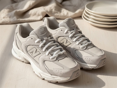 New Balance 530 sneakers moonbeam