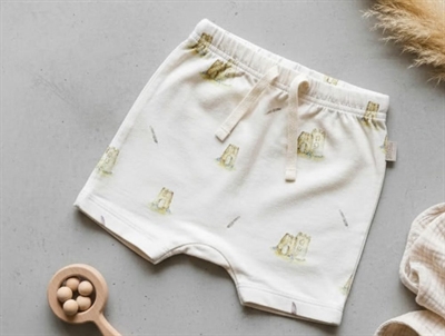 Petit Piao castle shorts print