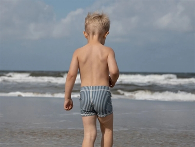 Petit Piao badebukser blå mirage med råhvide striber