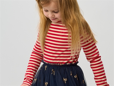 THE NEW rib t-shirt i røde og hvide striber med lange ærmer