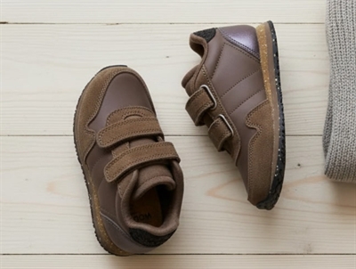 Woden Kids sneaker Nor suede chestnut