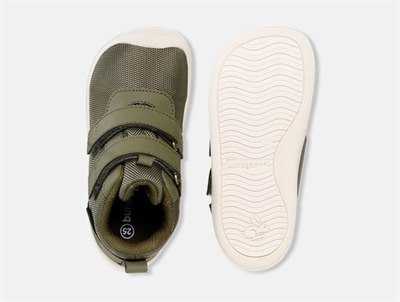 Bundgaard Moon sko i army grøn med velcro lukning set oppefra og nedefra