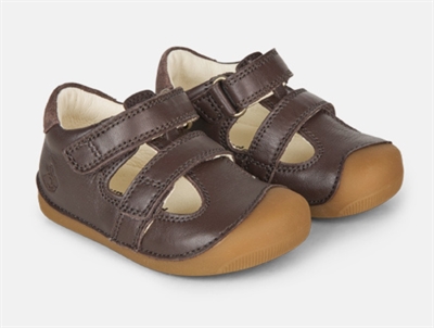 Bundgaard Petit Summer sandal mørkebrun med velcro og lukket tå   