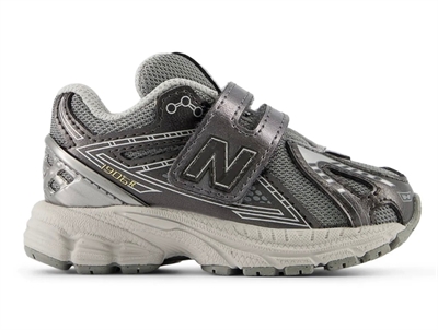 New Balance 1906 Kids sneaker sølv med velcrolukning
