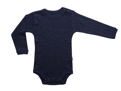 Joha body i navy merinould og silke med trykknapper