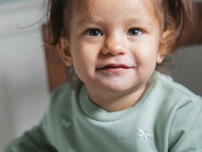 Petit Piao sweatshirt i lysegrøn på barn