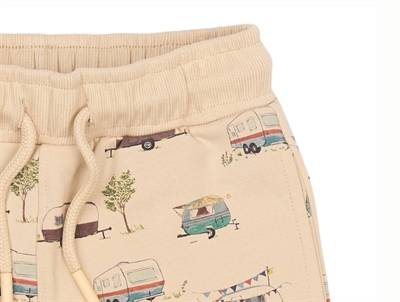 Petit Piao sweatshorts beige med camper print detalje