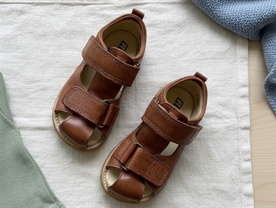 Arauto RAP sandal cognac med velcro
