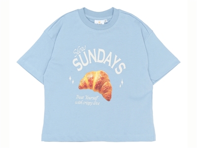 THE NEW t-shirt i lyseblå med croissant frontmotiv