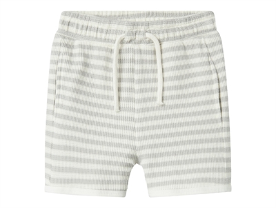 Lil Atelier oyster mushroom/coconut milk stribede shorts